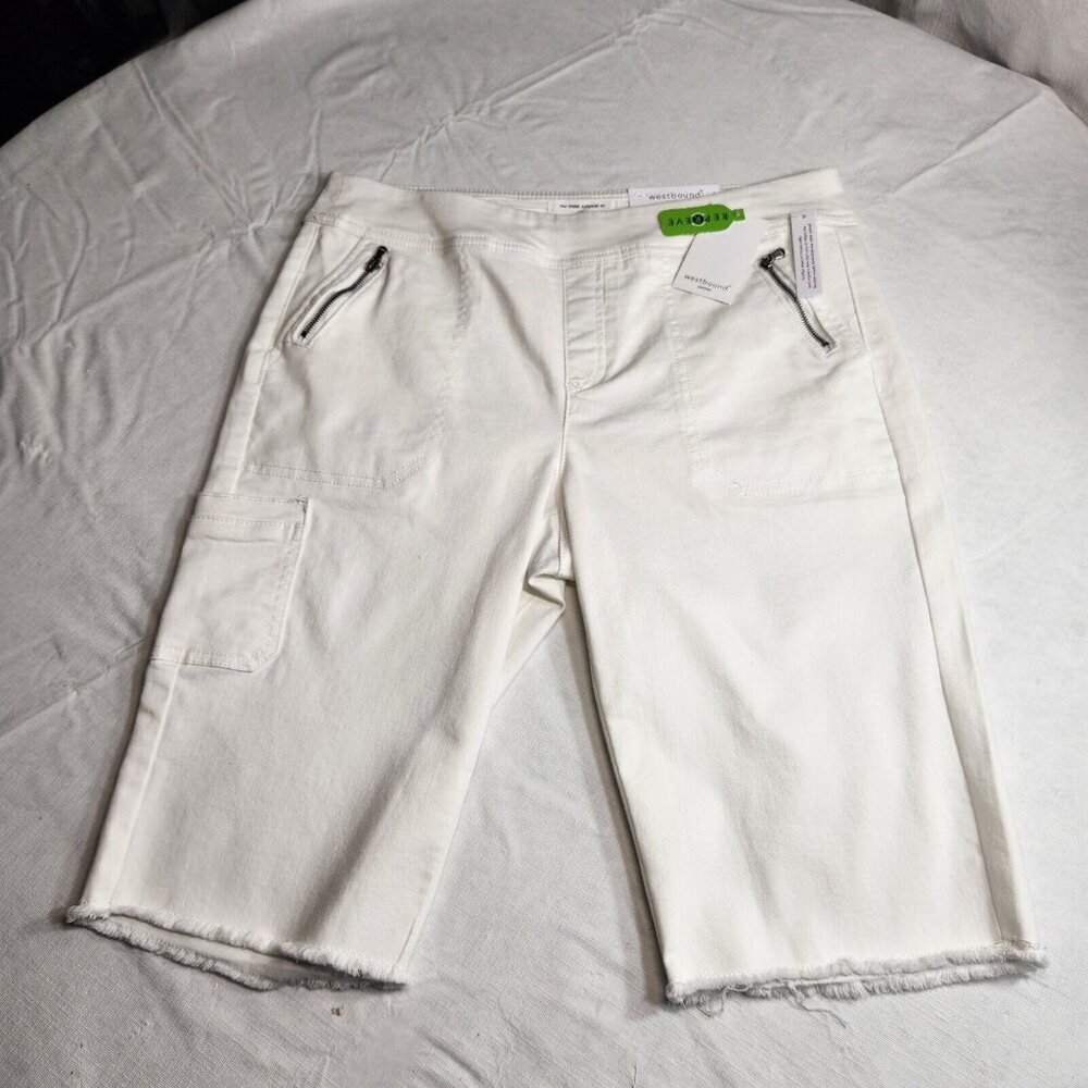 Westbound Park Avenue Womens Size 8 P   Pull On White Shorts Mid-Rise Stretch 22